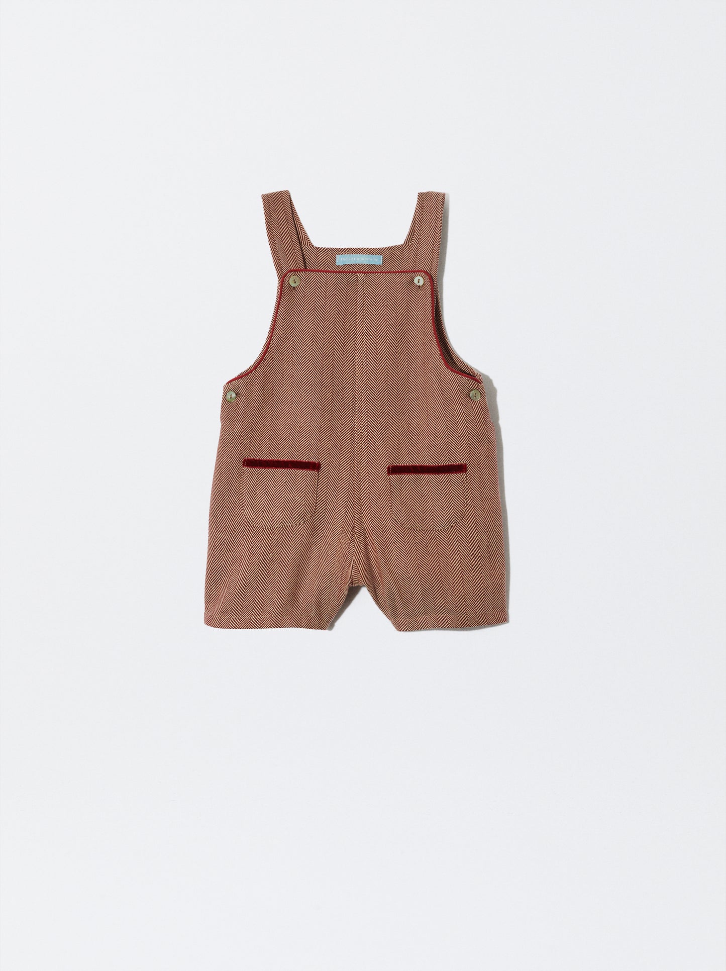 Jardineiras bordeaux com detalhe em veludo