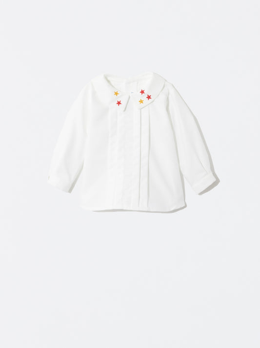 Blusa com detalhe de estrelas
