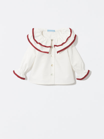 Blusa com detalhe na gola