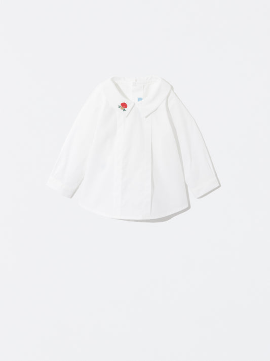 Blusa com bordado de cogumelo