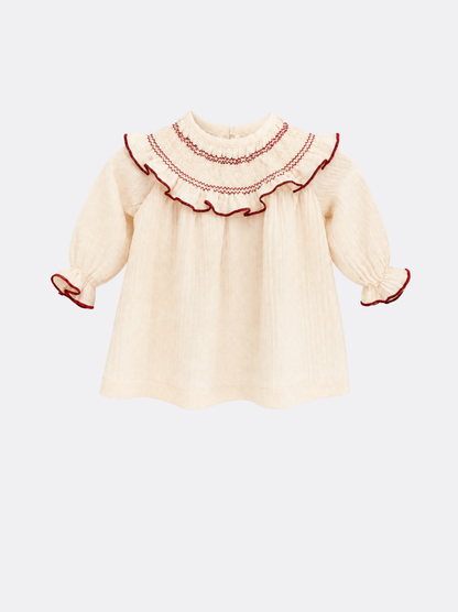 Vestido bege com favos de mel