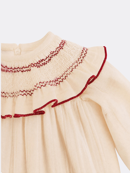 Vestido bege com favos de mel