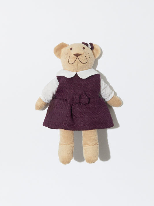 Olivia com vestido bordeaux