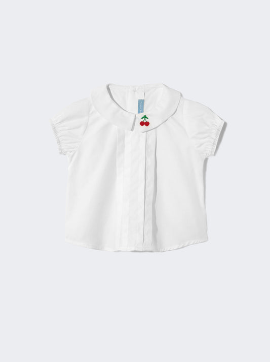 Blusa com detalhe de cerejas