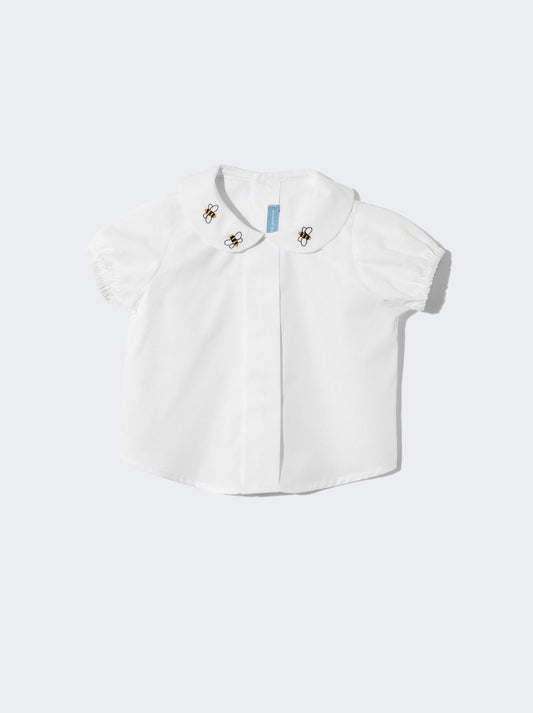 Blusa com detalhe de abelhas