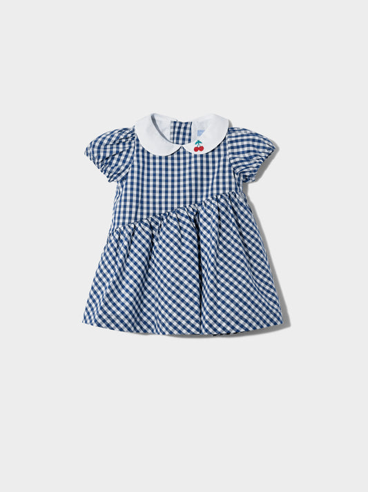 Vestido com detalhe de cerejas