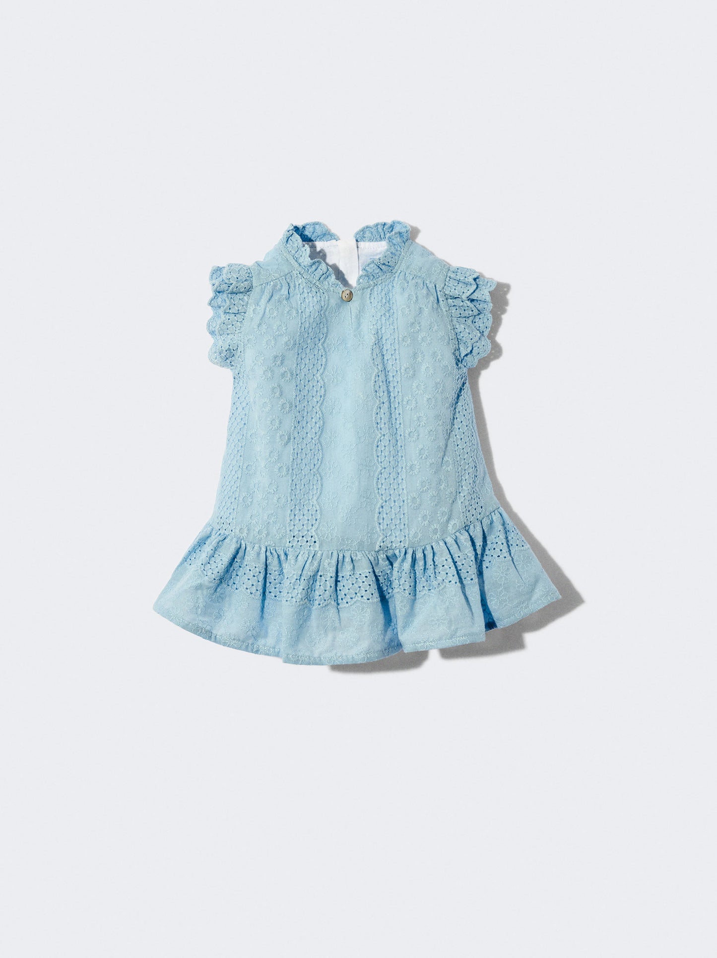 Vestido em bordado inglês
