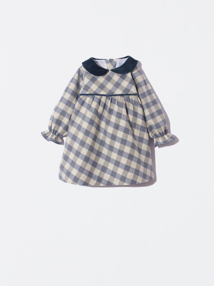 Vestido xadrez azul com gola de veludo